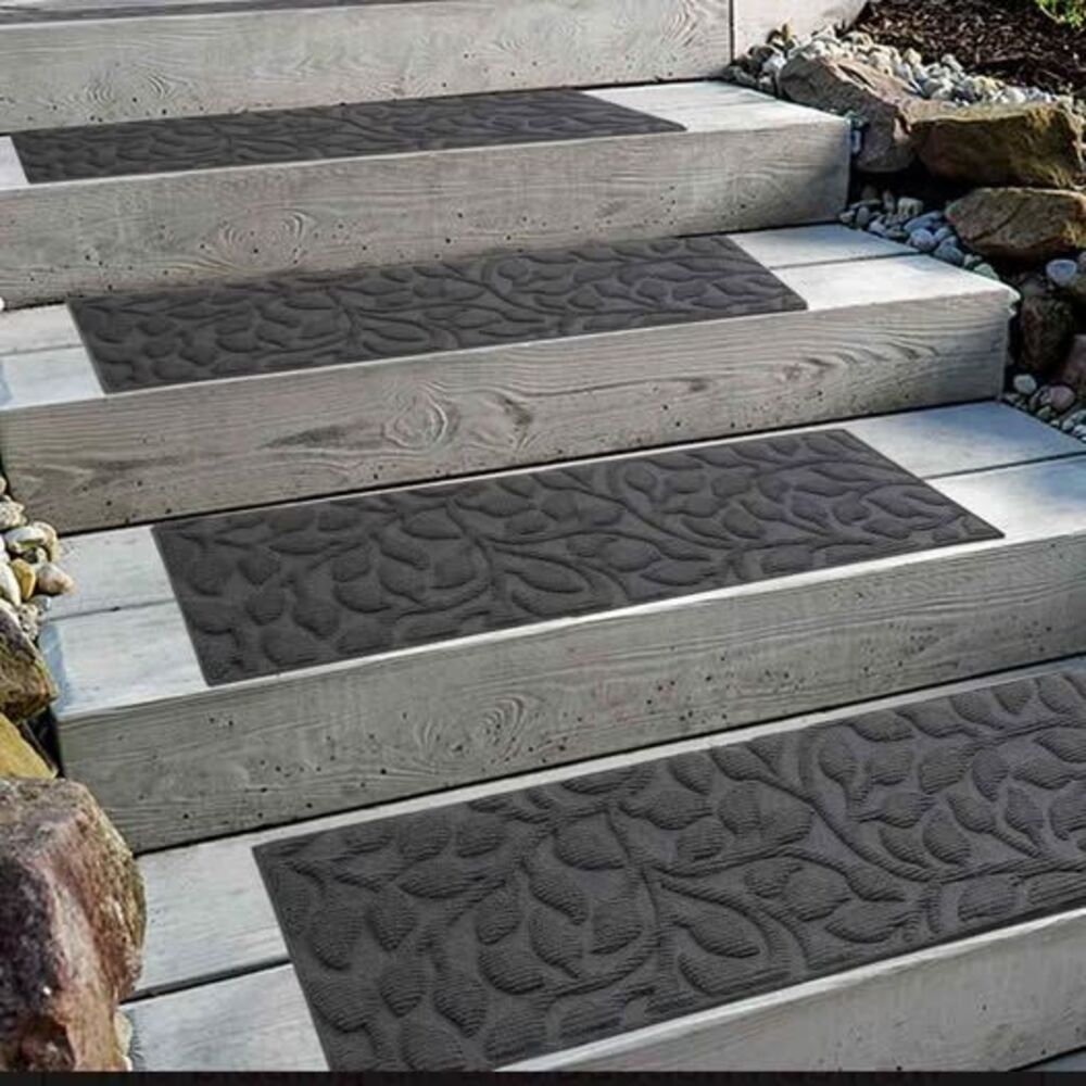 Rubber Leaf Pattern Stair Treads - Set of 4